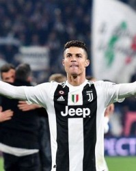  罗马核心前锋梅开二度率队战胜维罗纳取三分