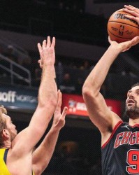  公牛末节崩盘负于篮网，拉文高开低走状态引担忧  