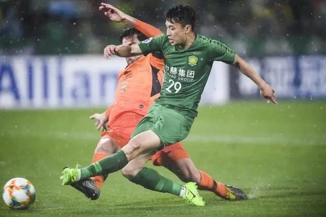  热那亚换帅后效果显著，战绩逐步攀升